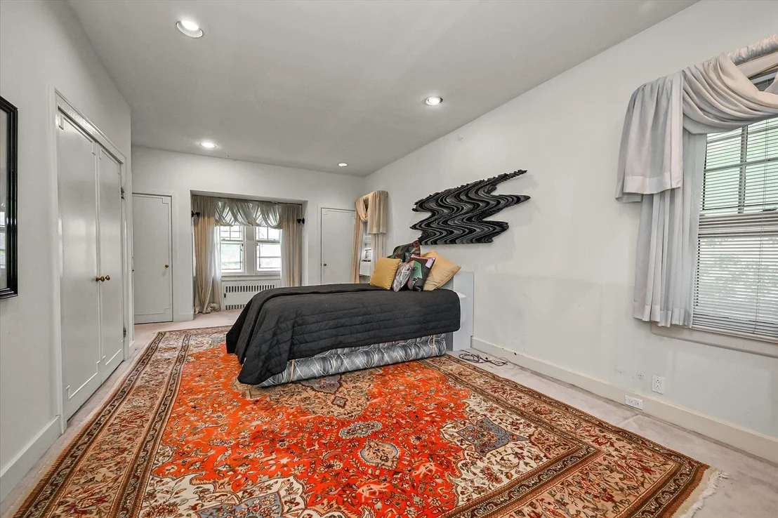 Photo of 115 Central Avenue