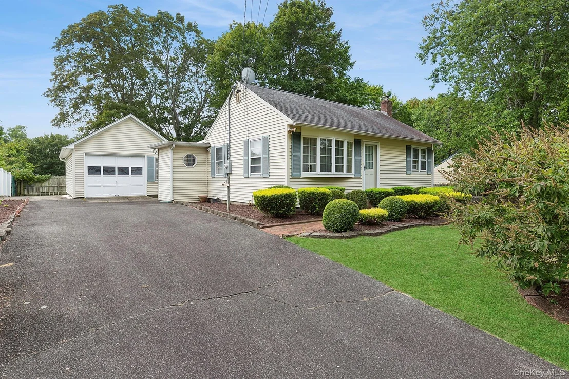 Photo of 1645 Ruth Road