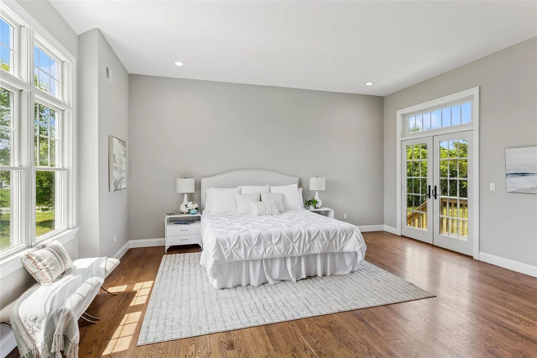 Photo of 1465 Ackerly Pond Lane