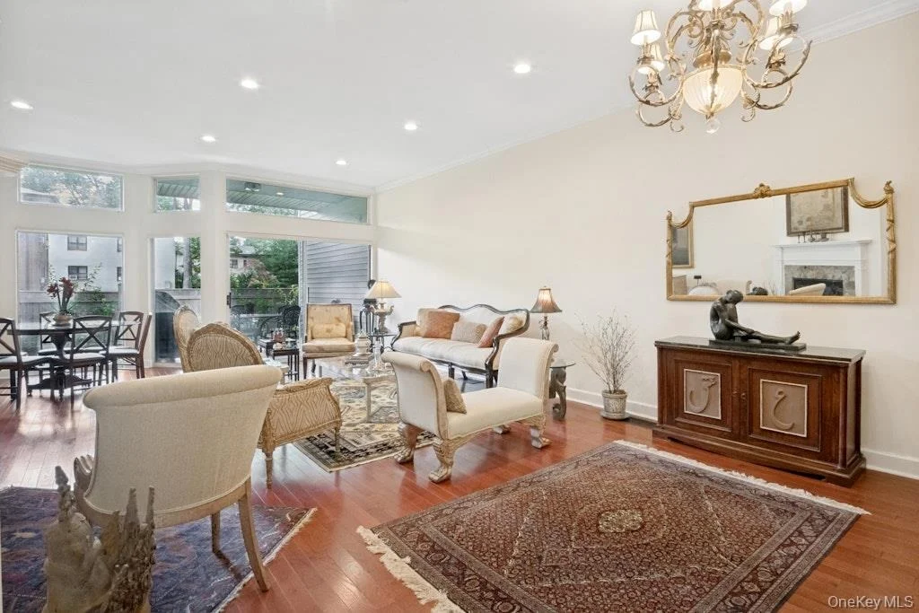 Photo of 8 Waterside Close