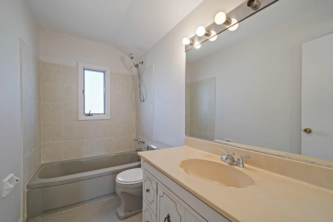 Photo of 46 Grand Haven Drive
