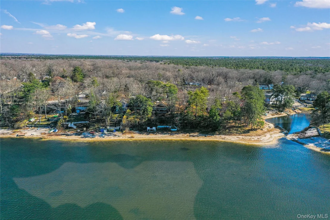 Photo of 97 Lakeside Trail