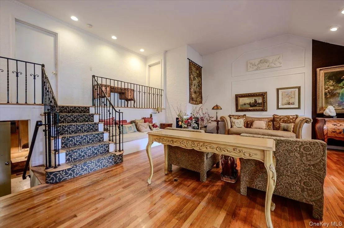 Photo of 2514 Lindenmere Drive