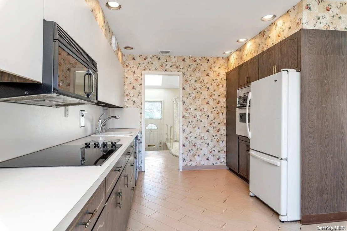 Photo of 2897 Harbor Road