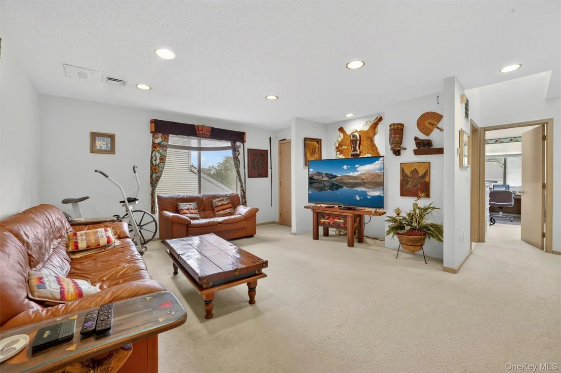 Photo of 41 Waterside Close