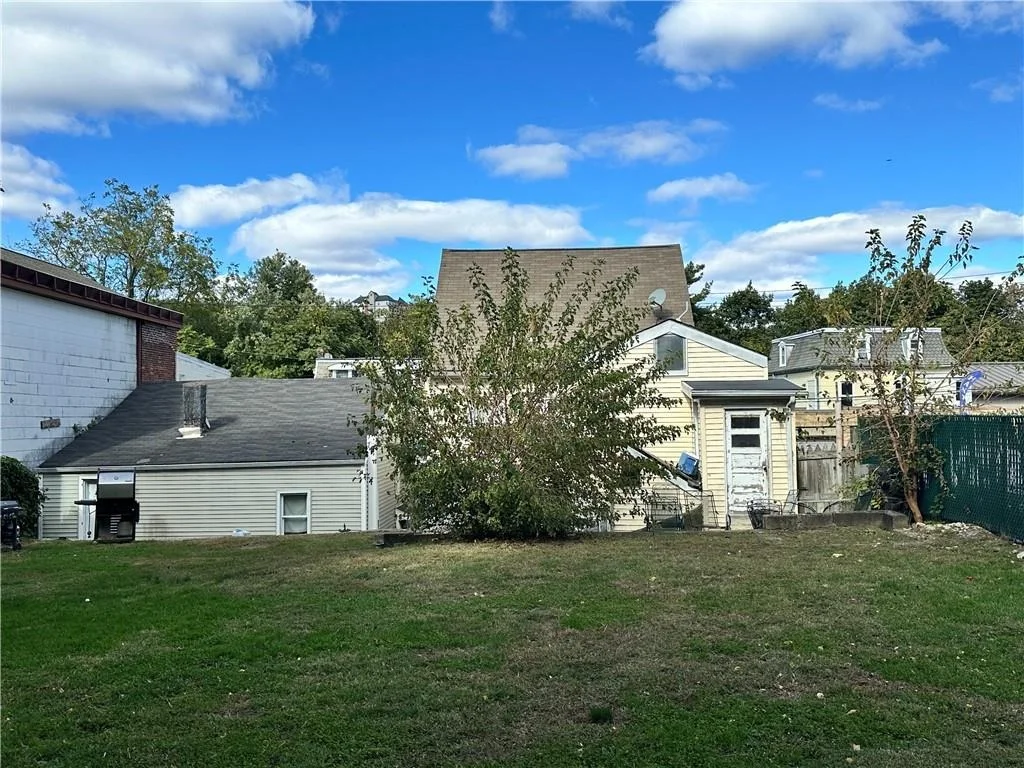 Photo of 611 South Street