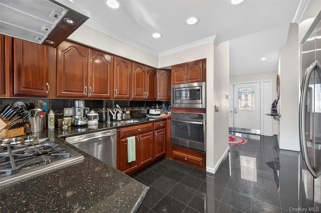 Photo of 1 Peppermill Road