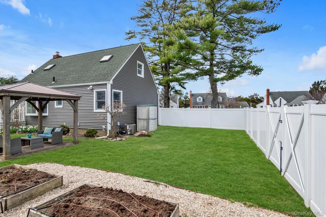 Photo of 9 Aster Avenue