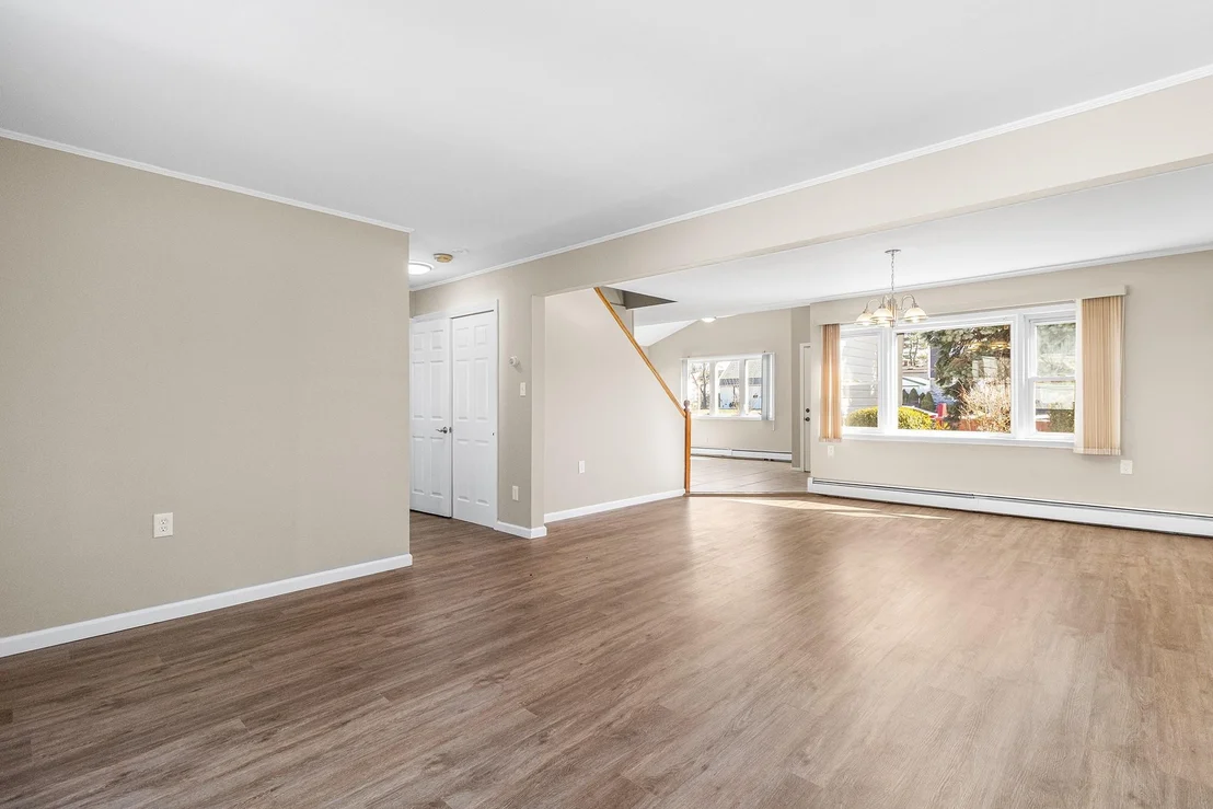 Photo of 84 Ridge Lane