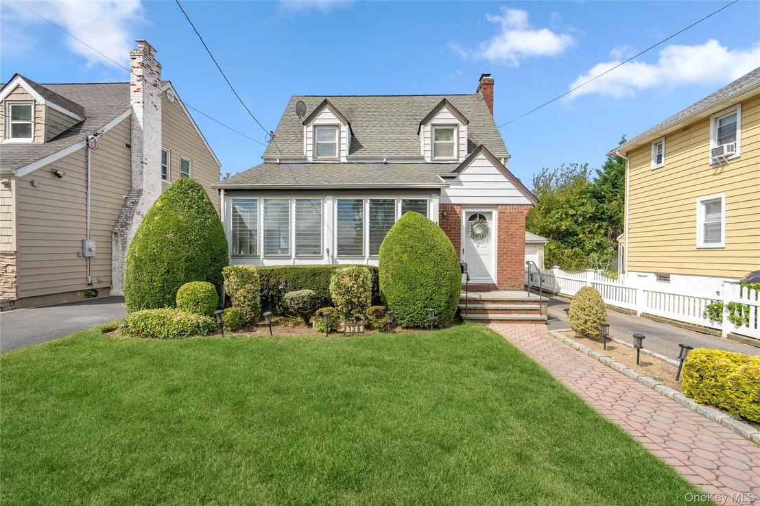 Photo of 136 Madison Street
