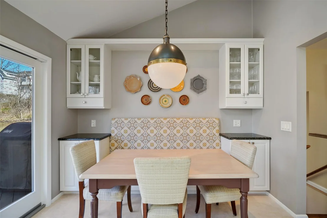 Photo of 33 Meadowlark Road