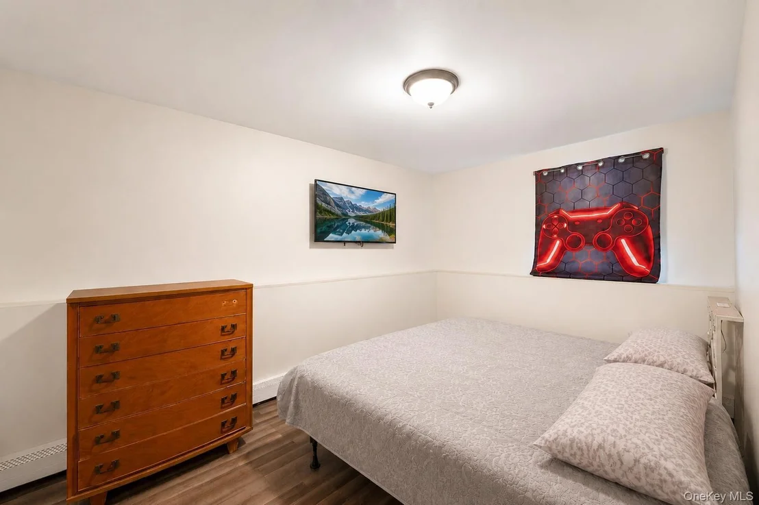 Photo of 71 Barton Avenue