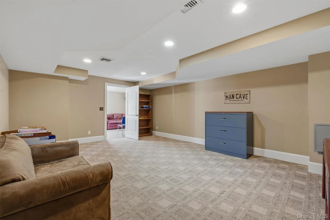 Photo of 17 Arbor Court