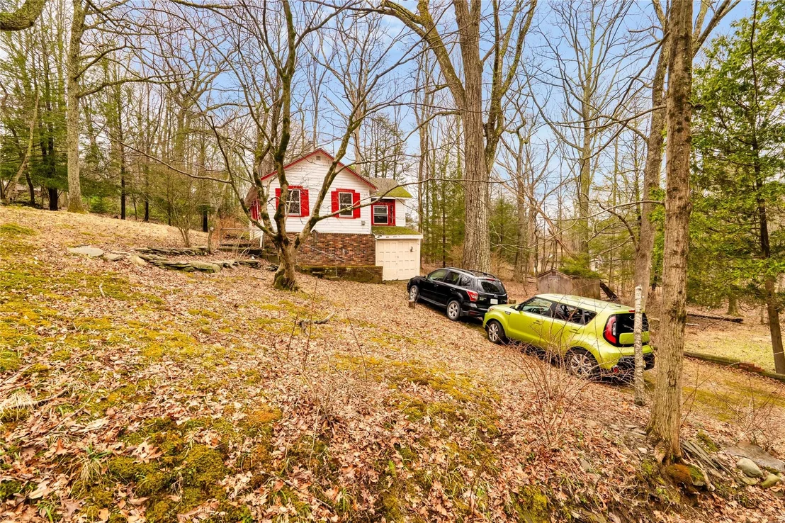 Photo of 9 Eagle Trail