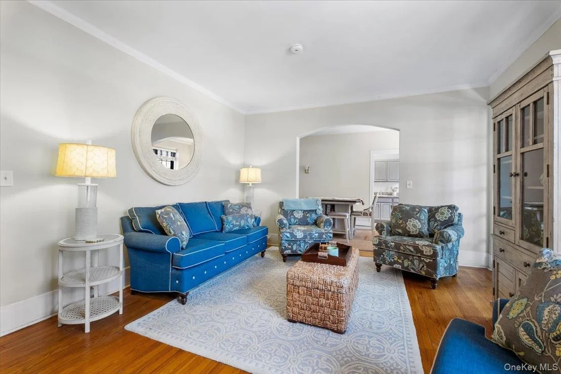 Photo of Unit 3A at 824 Bronx River Road