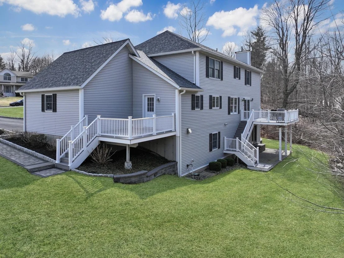 Photo of 25 Rosmini Lane
