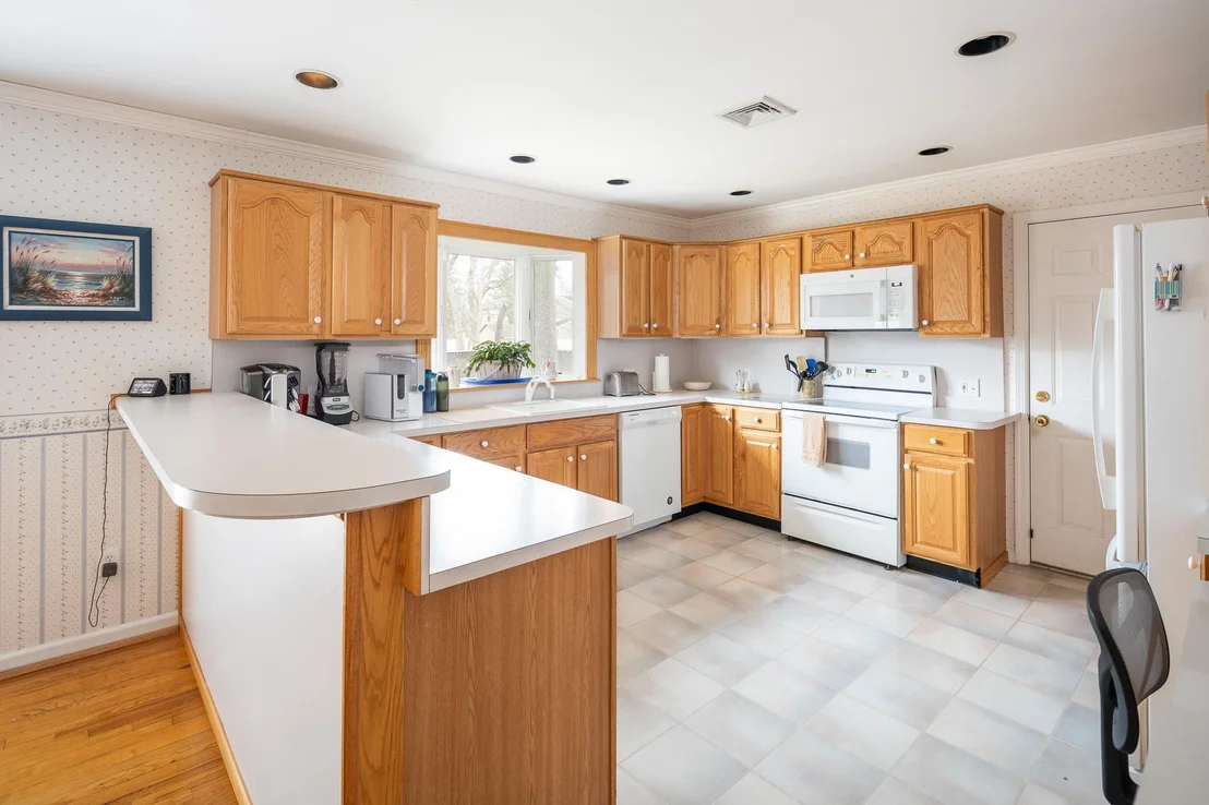 Photo of 600 Barton Avenue