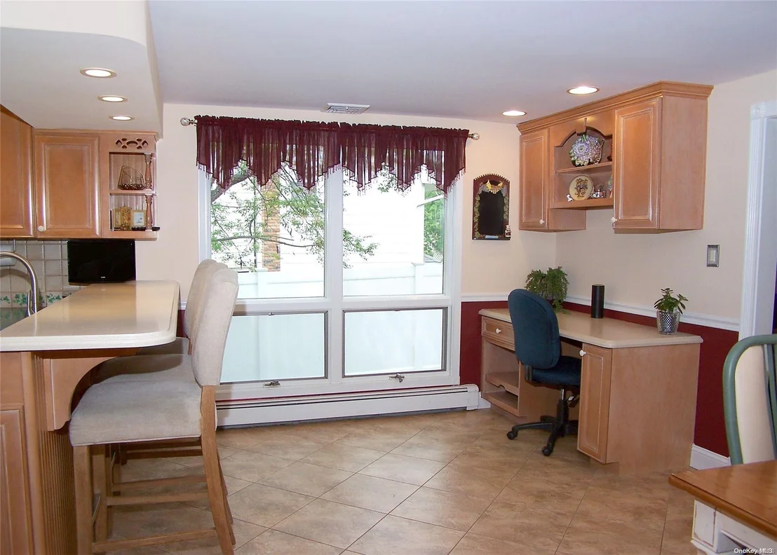 Photo of 6 Woodview Drive