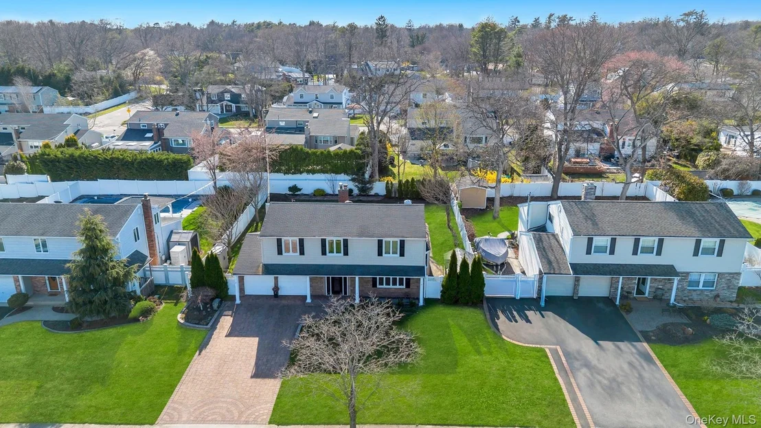 Photo of 18 Lloyd Lane