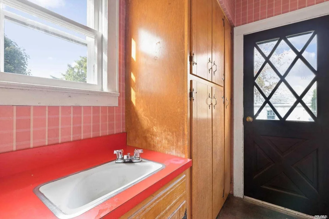Photo of 65 Vincent Place