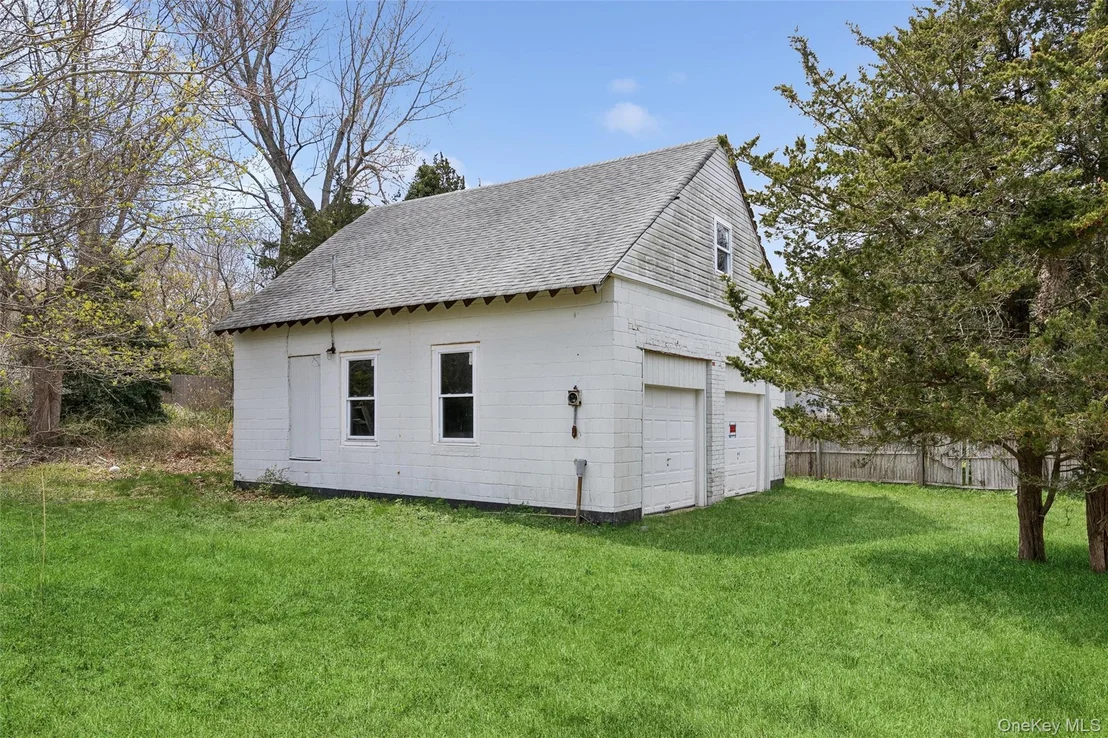 Photo of 56 Inlet Road W