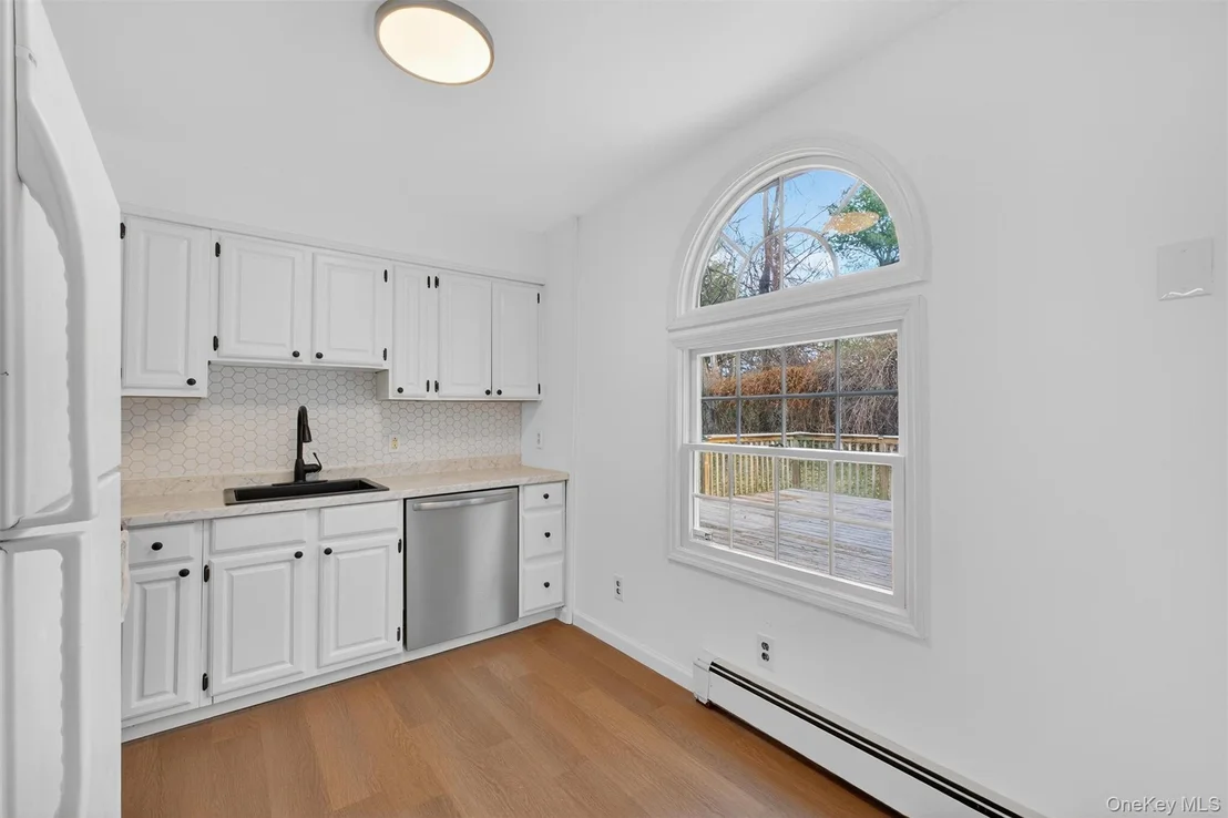 Photo of 19 Cayuga Drive