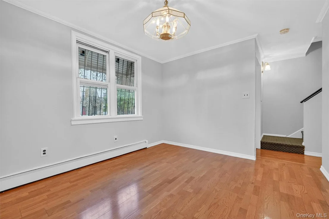 Photo of 1042 Fox Street