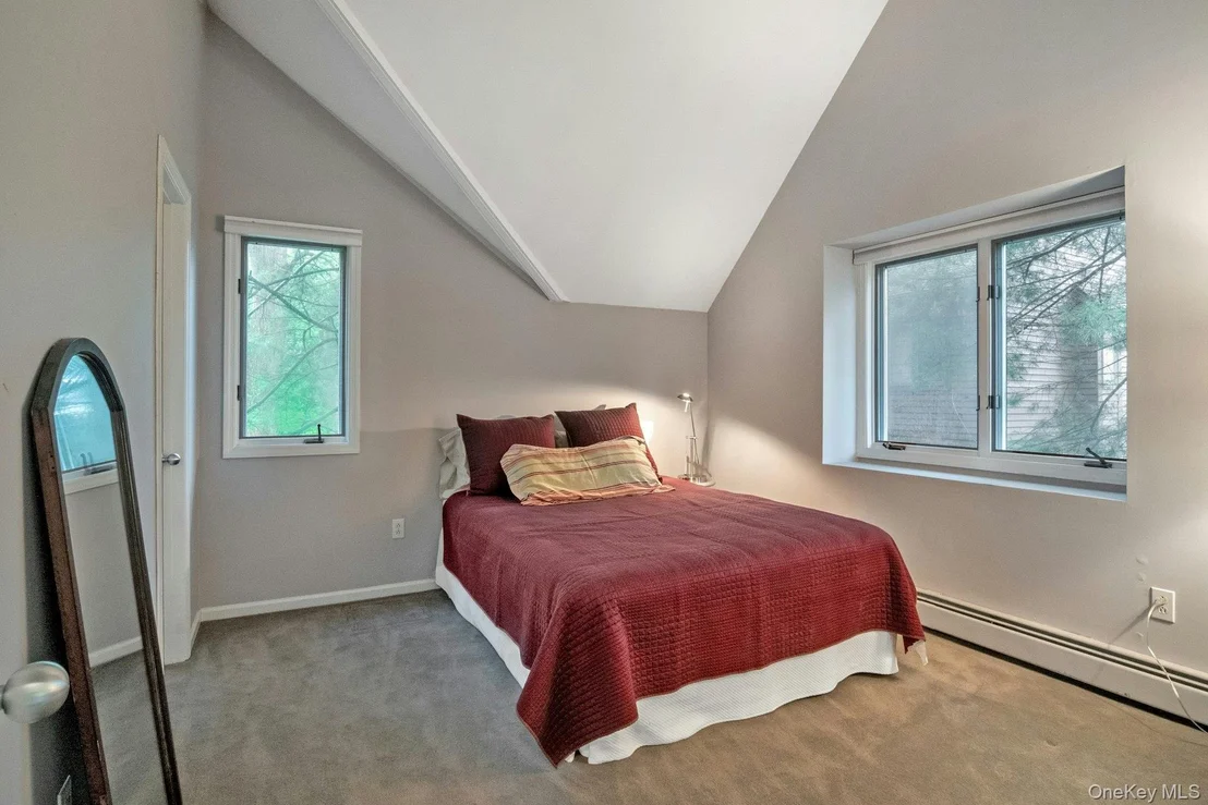 Photo of 707 Eagle Bay Drive