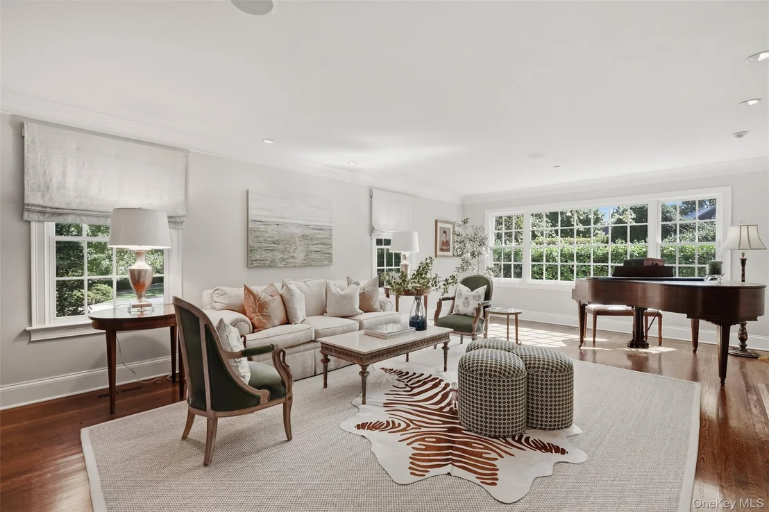 Photo of 81 Park Drive N