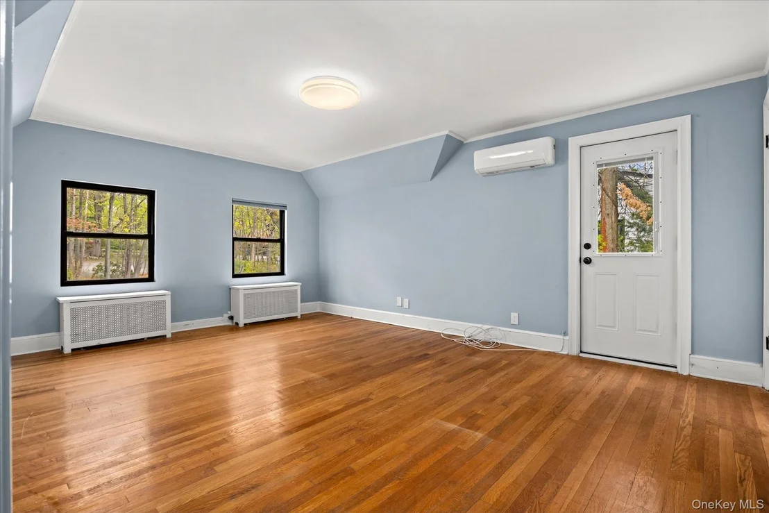 Photo of 11 Brook Lane