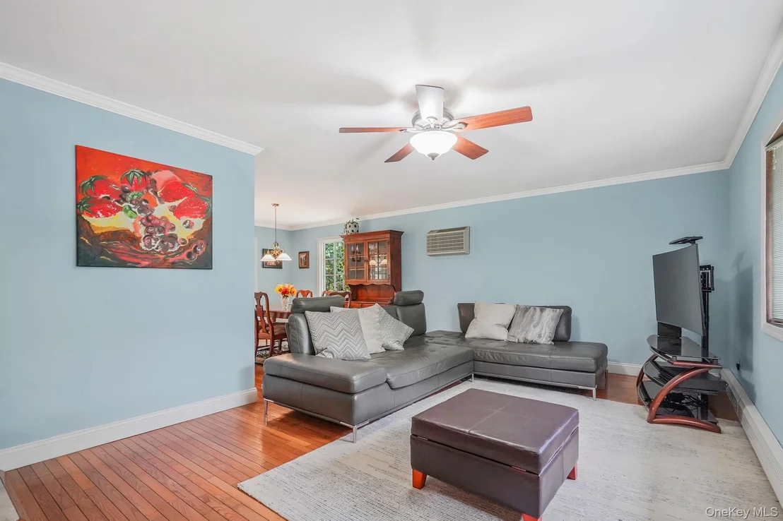 Photo of 29 Patchogue Road