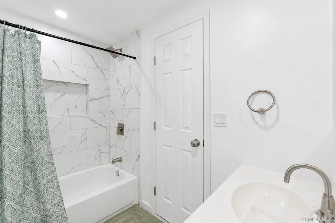 Photo of 10 Helene Drive