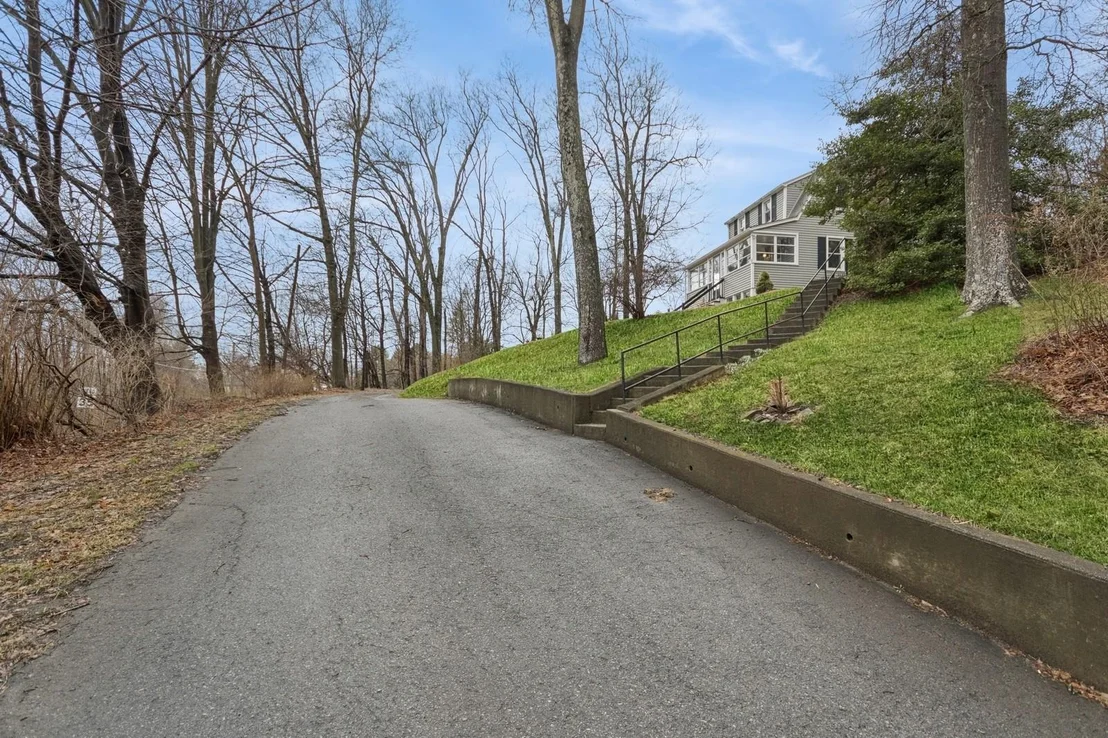 Photo of 222 Baxtertown Road