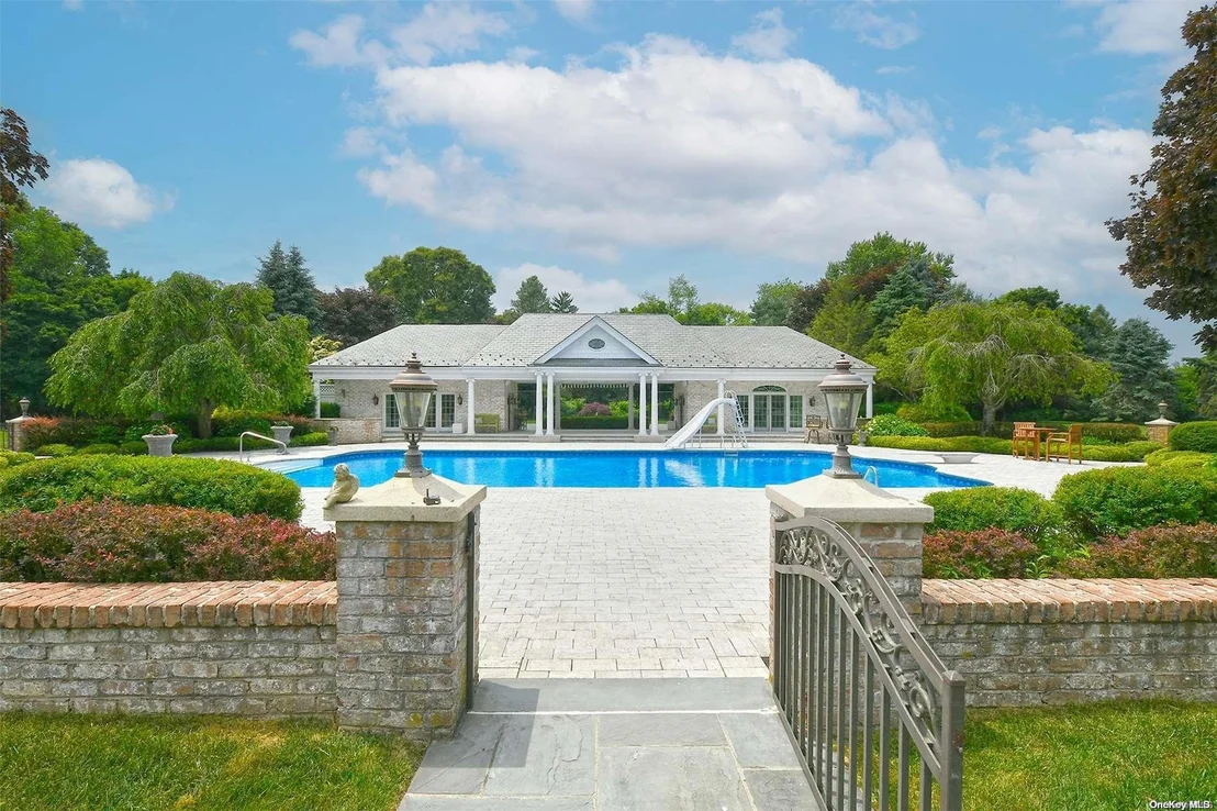 Photo of 9 Colonial Drive