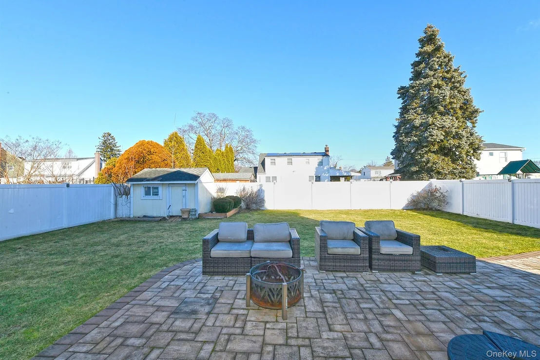 Photo of 120 Brenner Avenue