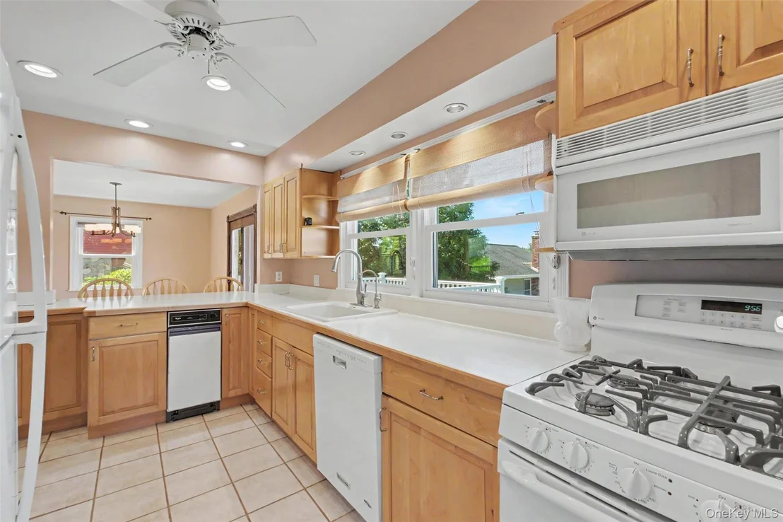 Photo of 33 Grandview Drive