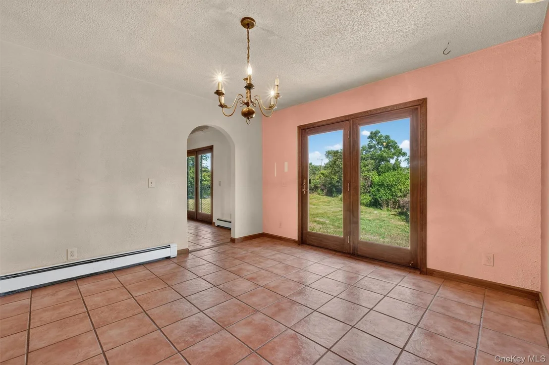 Photo of 25 Red Mills Road
