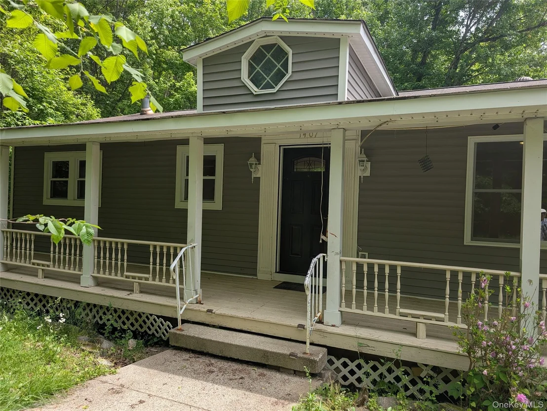Photo of 1407 State Route 208