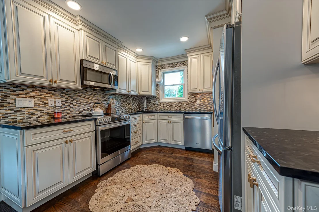 Photo of 10 Laurel Road