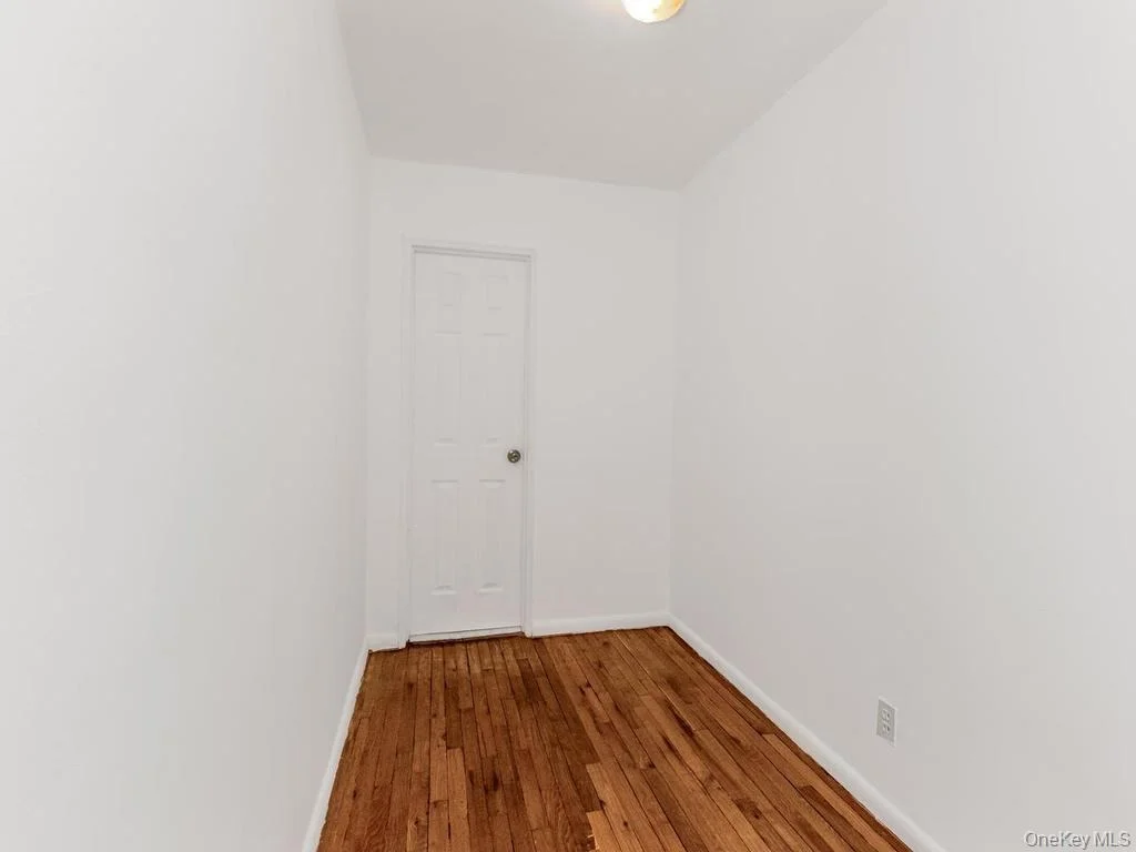Photo of Unit 8A at 43 Bronx River Road