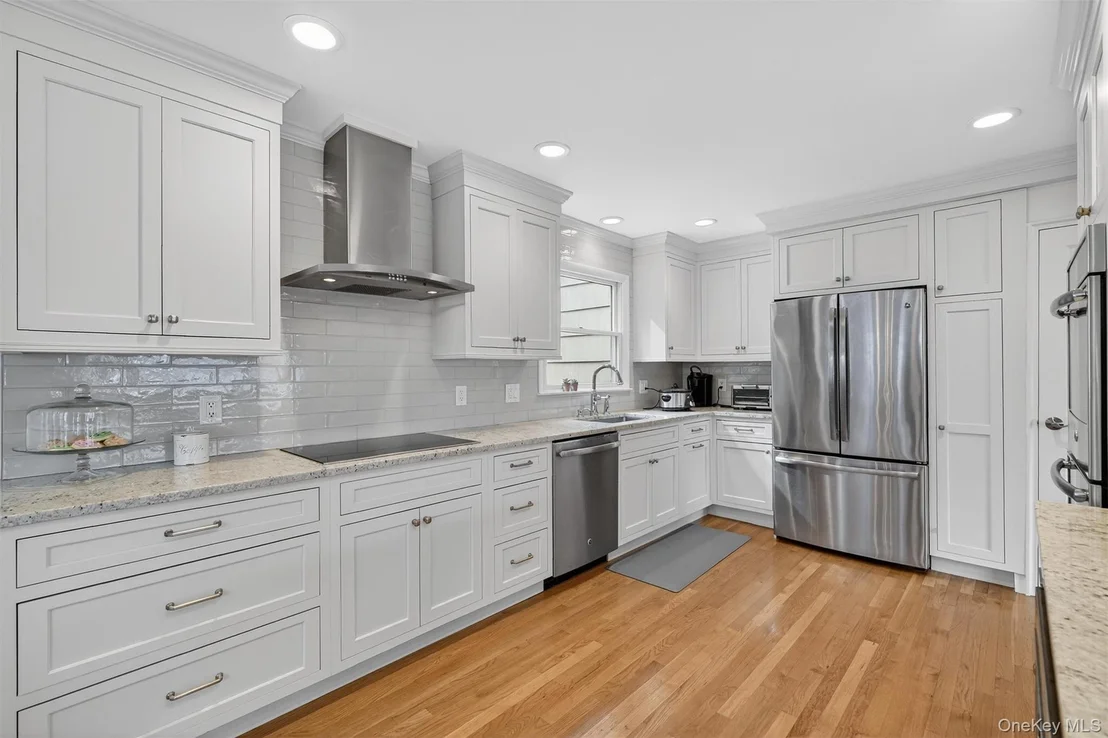 Photo of 18 Clovebrook Road