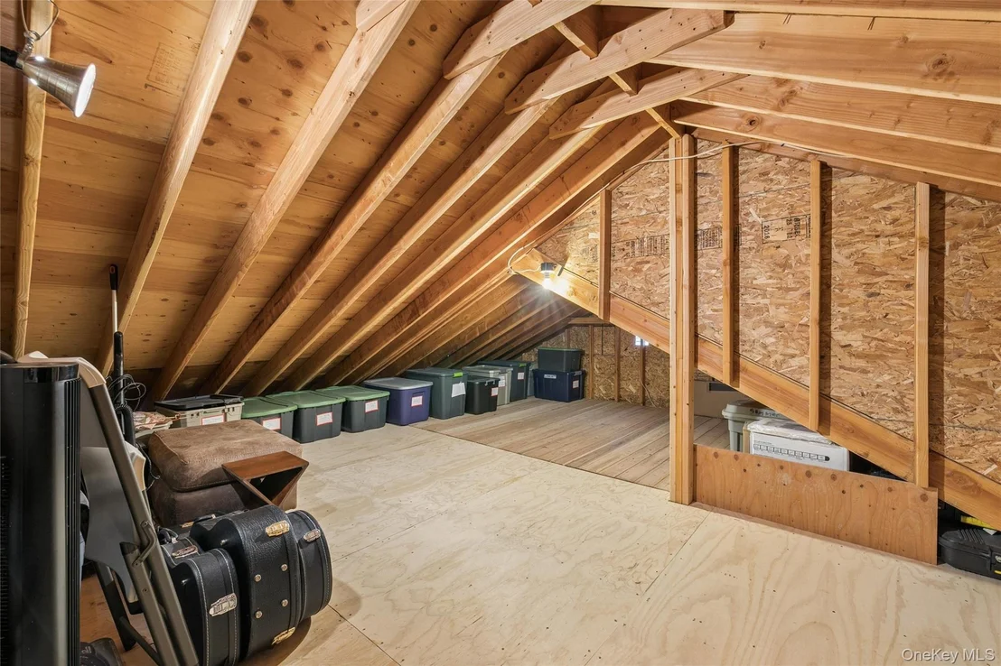 Photo of 406 Carnation Drive