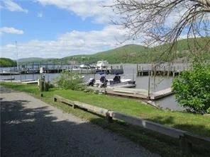 Photo of 12 Hudson River Lane