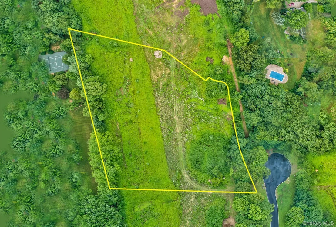 Photo of 170 Hegemans Lane