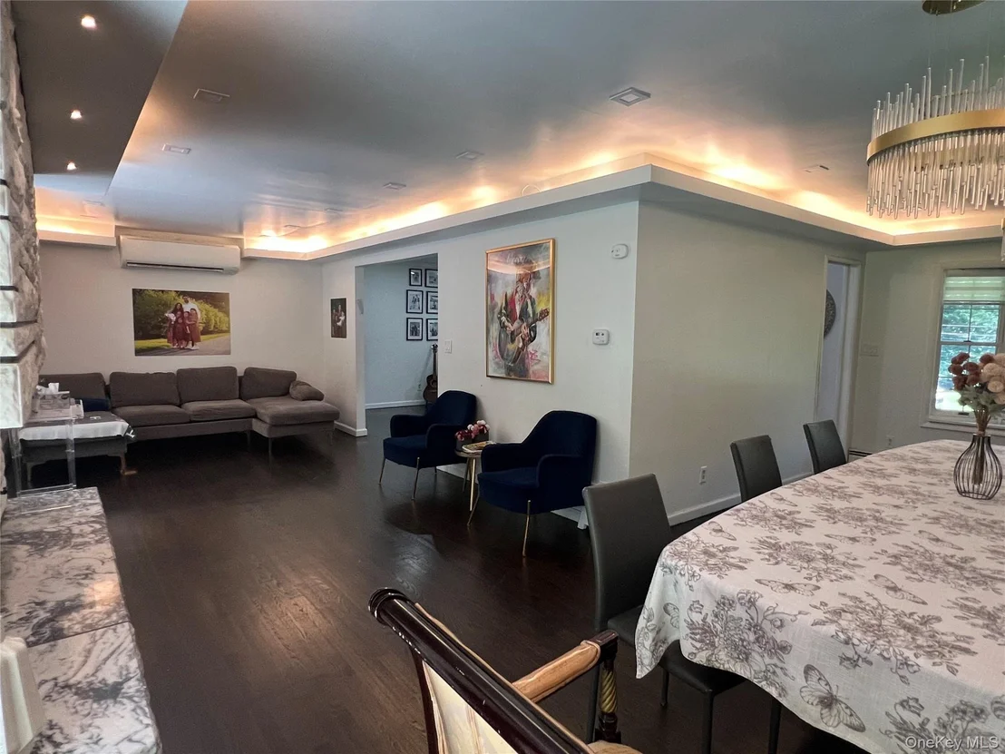 Photo of 7 Ormian Drive