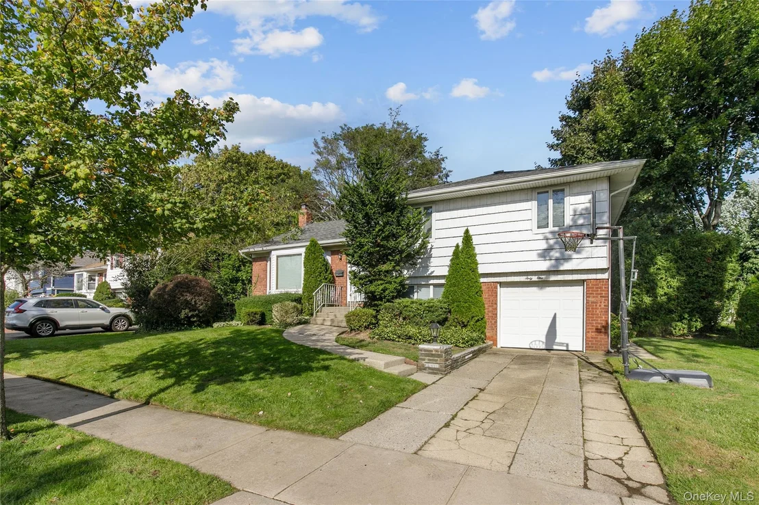 Photo of 61 Mitchell Avenue