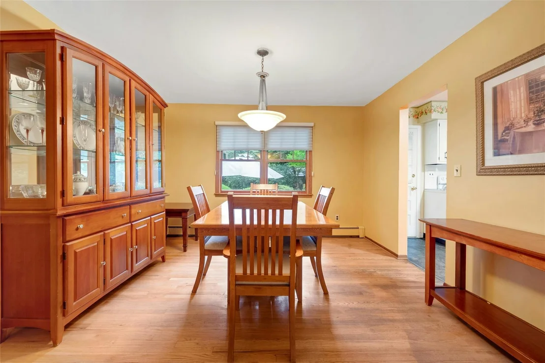 Photo of 263 Memorial Drive