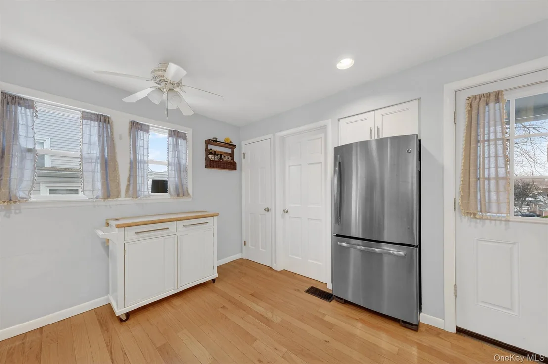 Photo of 19 Forest Avenue