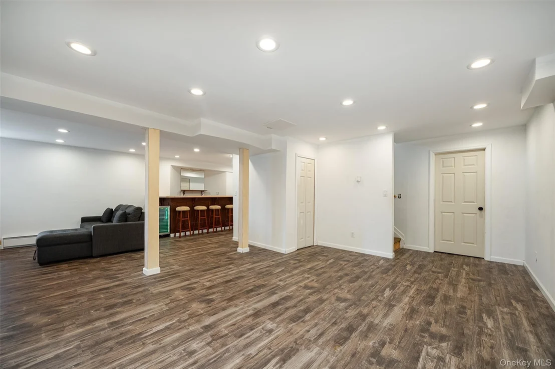 Photo of 89 Brookside Lane