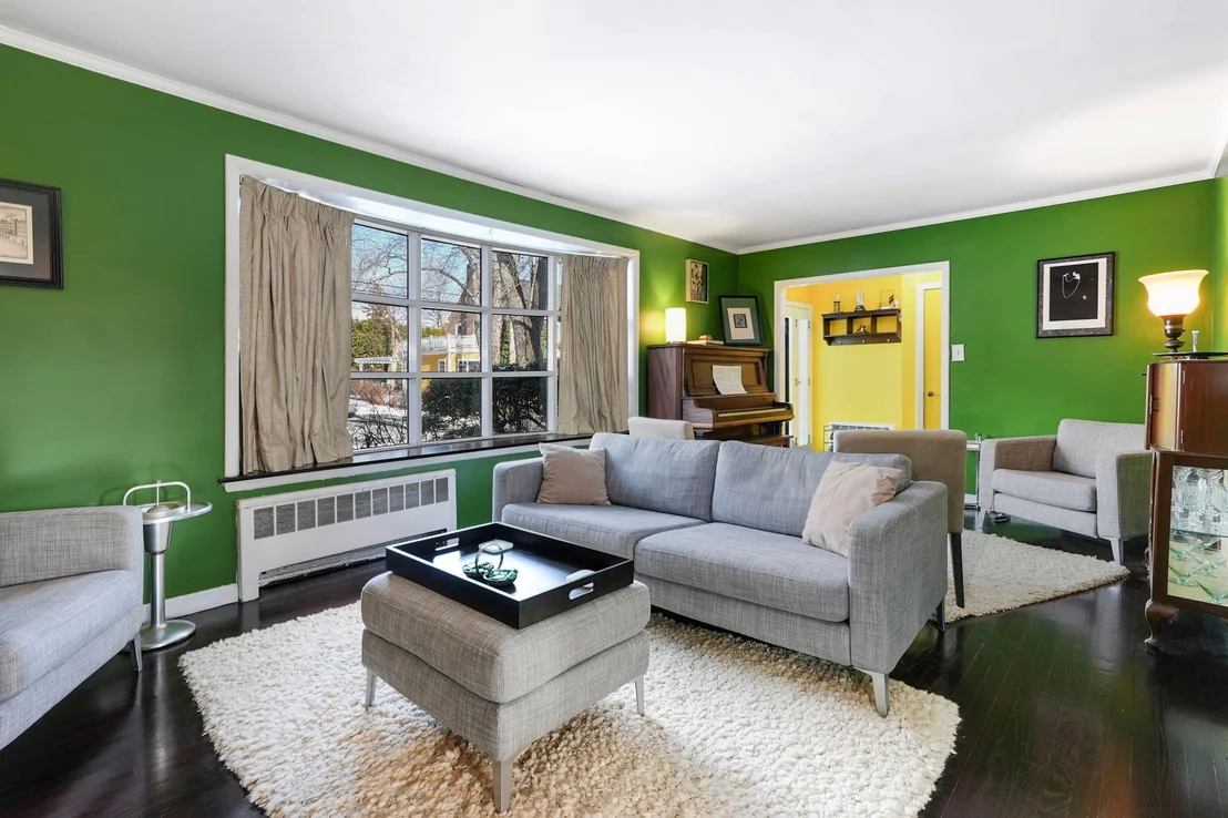 Photo of 1457 Elm Street